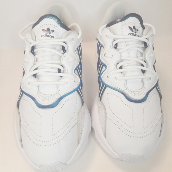 Adidas Ozweego.   Size 6.5 - Picture 2 of 8